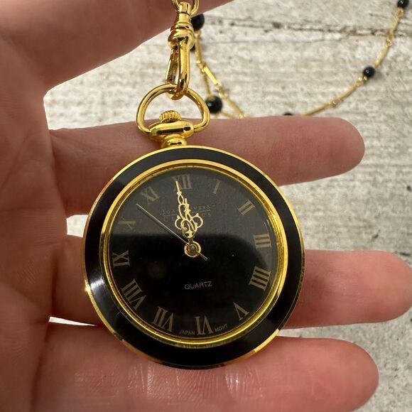 Vintage Joan Rivers Classics Gold Tone Watch Clock Pendant Necklace - Picture 4 of 7